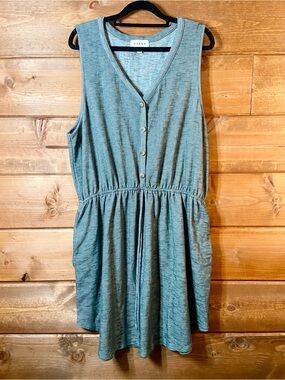 Gilli Sleeveless Button-Front Ribbed Dark Green & White Top